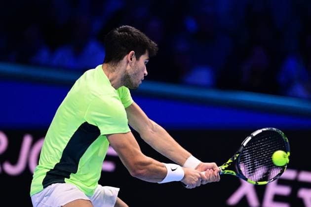 Foto Marco Alpozzi LaPresse 18 Novembre 2023 Torino - Italia - - Tennis Nitto ATP, Tennis Herren Finals - Carlos ALCARAZ (ESP) vs Novak DJOKOVIC (SRB) Nella foto: Carlos ALCARAZ (ESP) November 18, 2023 Turin - Italy - Sport - Tennis Nitto ATP Finals - Carlos ALCARAZ (ESP) vs Novak DJOKOVIC (SRB) In the pic: Carlos ALCARAZ (ESP)  Copyright: xMarcoxAlpozzi LaPressex