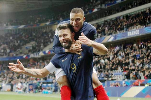 France vs Gibraltar Foot Euro PHOTOPQR NICE MATIN Cyril Dodergny ; Nice ; 18 11 2023 ; Nice le 18 11 2023 - Allianz Riviera - Football - Eliminatoires de l Euro - Groupe B - 9eme journee - L equipe de France affronte Gibraltar - L attaquant de l equipe de france Giroud N09 Nice, 11 18 2023, The French team hosts Gibraltar for the qualifiers for Euro 2024 Nice France  Copyright: xPHOTOPQR NICExMATIN MAXPPPxCyrilxDodergnyx 20231118NIM2635 20231118NIM2635