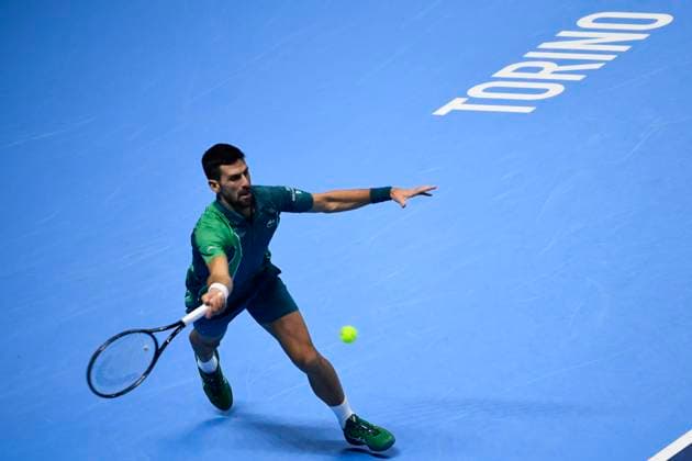 November 18, 2023: TURIN, ITALY - NOVEMBER 18: Novak Djokovic of Serbia plays a shot in their Semi Finals Men s Single s Nitto ATP, Tennis Herren match during day seven of the Nitto ATP Finals at Pala Alpitour on November 18, 2023 in Turin, Italy. - ZUMAg210 20231118_abp_g210_070 Copyright: xStefanoxGuidix
