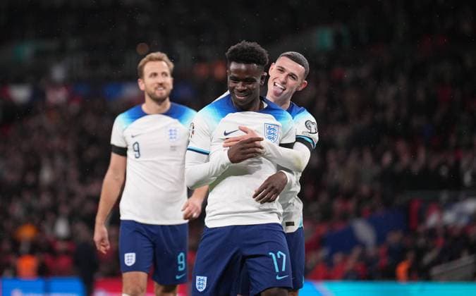 Bakayo Saka (Arsenal) of England and Phil Foden (Manchester City) of England celebrates Harry Kane (Bayern Munich) of England goal during the Euro 24 Qualifier international match, Länderspiel, Nationalmannschaft between England and Malta at Wembley Stadium, London, England on 17 November 2023. Copyright: xAndyxRowlandx PMI-5895-0020
