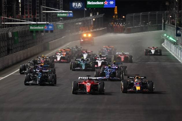 F1 Las Vegas Grand Prix 2023 Start of the Formula 1 Las Vegas Grand Prix at Las Vegas Strip Circuit in Las Vegas, United States on November 18, 2023. Las Vegas United States  Copyright: xJakubxPorzyckix originalFilename:porzycki-f1lasveg231118_npT6V.jpg