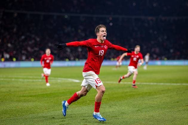 Fussball Berlin 18.11.2023 Länderspiel Deutschland (GER) - Türkei (TUR) Jubel nach dem Tor zum 1:2 durch Kenan Yildiz (Türkei, No.19)