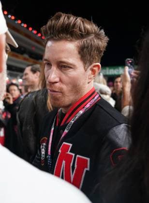 18.11.2023, Las Vegas Street Circuit, Las Vegas, FORMULA 1 HEINEKEN SILVER LAS VEGAS GRAND PRIX 2023 ,im Bild Snowboarder Shaun White Las Vegas Las Vegas Street Circuit United States