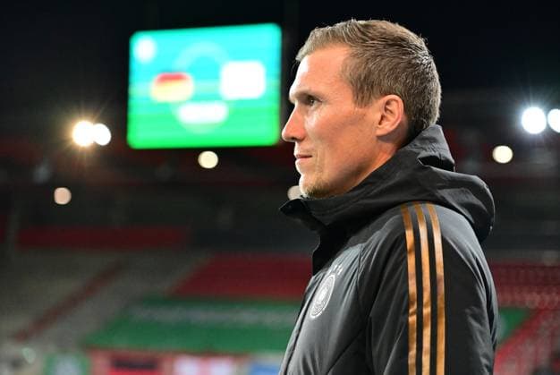 20.11.2023 - Fussball - Deutsche Fussballnationalmannschaft Nationalmannschaft der U20-Juniornen DFB - Länderspiel : Deutschland gg England - - xwoxzix - Hannes Wolf ( Trainer Deutschland )