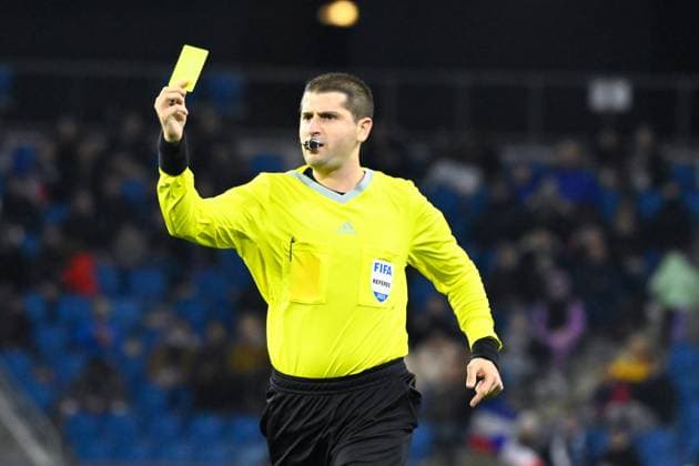 Andrei Chivulete ( referee ) during the match between France and South Korea U21, U 21 at Stade Oceane on November 20, 2023 in Le Havre, France. ( Photo by federico pestellini panoramic ) - FOOTBALL : France vs Coree du Sud Espoirs - Le Havre - 20 11 2023 FedericoPestellini Panoramic 