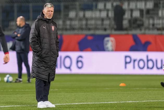 OLOMOUC 20.11.2023 MECZ 10. KOLEJKA ELIMINACJE DO MISTRZOSTW EUROPY 2024 GRUPA E: CZECHY - MOLDAWIA - QUALIFICATION FOR UEFA EURO, EM, Europameisterschaft,Fussball 2024 MATCH GROUP E IN OLOMUNIEC: CZECH REPUBLIC - MOLDOVA JAROSLAV SILHAVY FOT. MICHAL CHWIEDUK FOKUSMEDIA.COM.PL NEWSPIX.PL --- Newspix.pl POLAND OUT!  231120CHW001