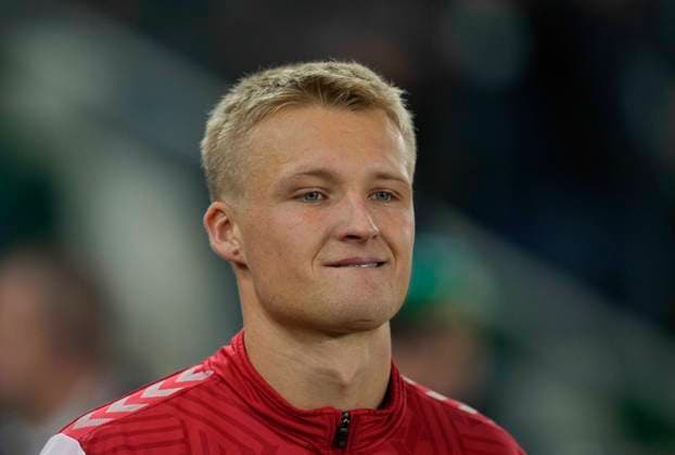 November 20 2023: Kasper Dolberg (Denmark) looks on during a Group H EURO 2024 Qualification game, Northern Ireland versus Denmark , at Windsor Park, Belfast, Northern Ireland. CSM Belfast Northern Ireland - ZUMAc04_ 20231120_zma_c04_096 Copyright: xUlrikxPedersenx