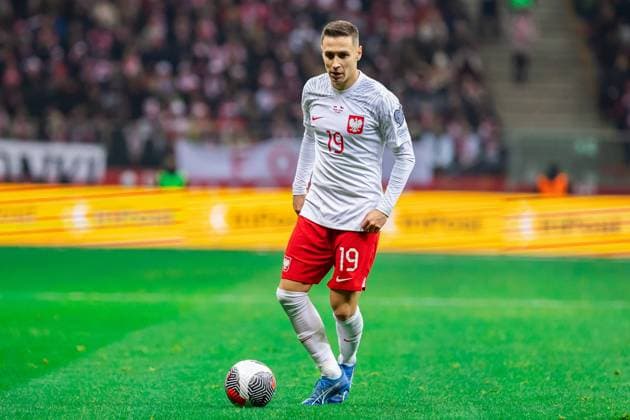 November 17, 2023, Warsaw, Poland: Przemyslaw Frankowski of Poland seen in action during the UEFA EURO, EM, Europameisterschaft,Fussball 2024 qualifying match between Poland and Czech Republic at PGE Narodowy Stadium. .Final score; Poland 1:1 Czech Republic. Warsaw Poland - ZUMAs197 20231117_aaa_s197_270 Copyright: xMikolajxBarbanellx