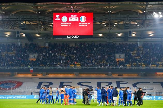 Greece v France UEFA EURO, EM, Europameisterschaft,Fussball 2024 Qualifiers Greece players on the pitch at the end of the UEFA Euro 2024 Qualifiers match at OPAP Arena, Athens Copyright: xYannisxHalasx FIL-19245-0082 UK Newspapers OUT
