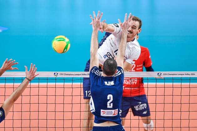 2023.11.22 Kedzierzyn-Kozle Siatkowka Mezczyzn CEV Liga Mistrzow Sezon 2023 2024 Grupa Azoty ZAKSA Kedzierzyn-Kozle - Olympiacos Piraeus N z Andreas Takvam Foto Marcin Bulanda PressFocus 2023.11.22 Kedzierzyn-Kozle Volleyball Men CEV Champions League Season 2023 2024 Grupa Azoty ZAKSA Kedzierzyn-Kozle - Olympiacos Piraeus Andreas Takvam Credit: Marcin Bulanda PressFocus NEWSPIX.PL --- Newspix.pl  20231122xPF_MB0252