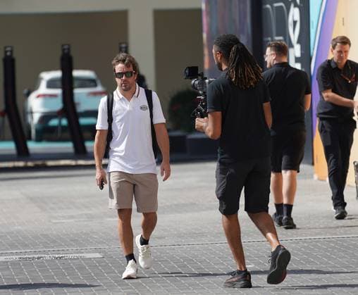Formula 1 Etihad Airways Abu Dhabi Grand Prix 2023 23.11.2023, Yas Marina Circuit, Abu Dhabi, Formula 1 Etihad Airways Abu Dhabi Grand Prix 2023 , im Bild Fernando Alonso (ESP), Aston Martin Aramco Cognizant Formula One Team