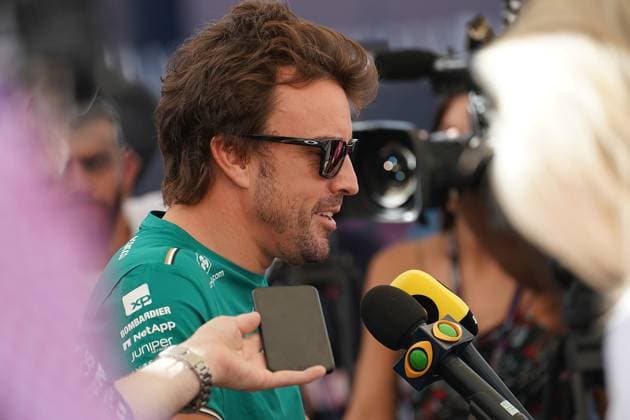 23.11.2023, Yas Marina Circuit, Abu Dhabi, Formula 1 Etihad Airways Abu Dhabi Grand Prix 2023 , im Bild Fernando Alonso (ESP), Aston Martin Aramco Cognizant Formula One Team Abu Dhabi Yas Marina Circuit Vereinigten Arabischen Emirate