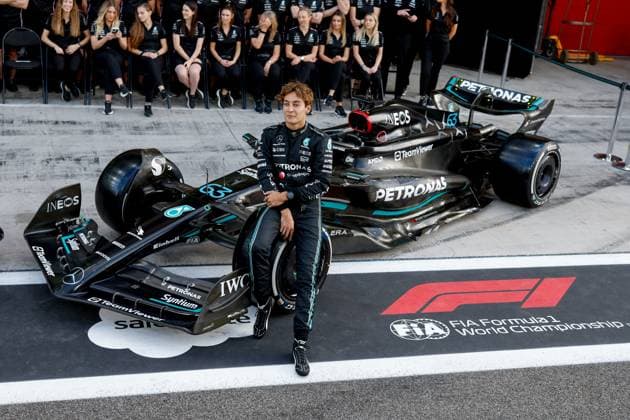 Photo of the Mercedes-AMG Petronas F1 Team with 63 George Russell (GBR, Mercedes-AMG Petronas F1 Team), F1 Grand Prix of Abu Dhabi at Yas Marina Circuit on November 23, 2023 in Abu Dhabi, United Arab Emirates. (Photo by HOCH ZWEI) Abu Dhabi United Arab Emirates