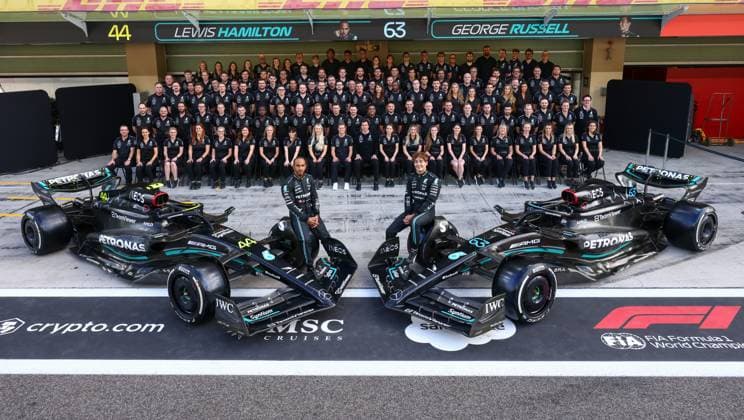 Photo of the Mercedes-AMG Petronas F1 Team with 44 Lewis Hamilton (GBR, Mercedes-AMG Petronas F1 Team) and 63 George Russell (GBR, Mercedes-AMG Petronas F1 Team), F1 Grand Prix of Abu Dhabi at Yas Marina Circuit on November 23, 2023 in Abu Dhabi, United Arab Emirates. (Photo by HOCH ZWEI) Abu Dhabi United Arab Emirates