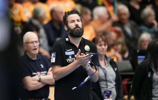 Bennet Wiegert (Magdeburg Coach) during the EHF Champions League: GOG - SC Magdeburg in Odense, Thursday 23 November 2023.. (Photo: Claus Fisker Ritzau Scanpix) , Odense Denmark Copyright: ClausxFisker ClausxFiskerx COP15096 spdk20231123-202706-L