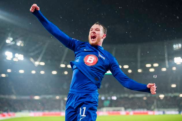 Bilder des Jahres 2023, Sport 11 November Sport Themen der Woche KW47 Sport Bilder des Tages 24.11.2023 - Fußball, 2023 2024, 2. Bundesliga, 14. Spieltag, Hannover 96 - Hertha BSC Berlin: Pascal Klemens (Berlin) jubelt nach seinem Tor zum 0:2 DFL REGULATIONS PROHIBIT ANY USE OF PHOTOGRAPHS AS IMAGE SEQUENCES AND OR QUASI-VIDEO. Hannover Niedersachsen Deutschland Heinz von Heiden Arena *** 24 11 2023 Soccer, 2023 2024, 2 Bundesliga, Matchday 14, Hannover 96 Hertha BSC Berlin Pascal Klemens Berlin cheers after his goal to 0 2 DFL REGULATIONS PROHIBIT ANY USE OF PHOTOGRAPHS AS IMAGE SEQUENCES AND OR QUASI VIDEO Hannover Lower Saxony Germany Heinz von Heiden Arena