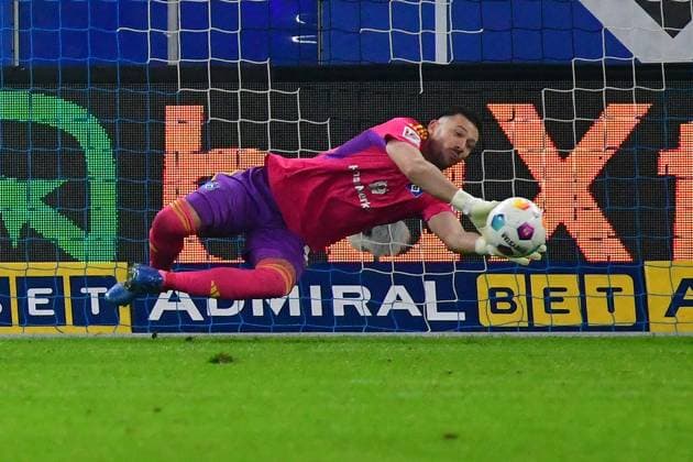 Fußball I Herren I Saison 2023 2024 I 2. Bundesliga I 14. Spieltag I Hamburger SV - Eintracht Braunschweig I 24.11.2023 Daniel Heuer-Fernandes (HSV) Hamburg Volksparkstadion Hamburg Deutschland