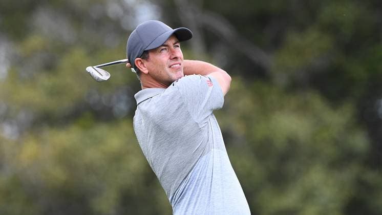 GOLF AUSTRALIAN PGA, Golf Herren Adam Scott plays a shot during round 3 of the 2023 Australian PGA Championship in Brisbane, Saturday, November 25, 2023. ( NO ARCHIVING, EDITORIAL USE ONLY, NO USE IN BOOKS WITHOUT CONSENT BRISBANE QUEENSLAND AUSTRALIA  Copyright: xJONOxSEARLEx 20231125001869445365