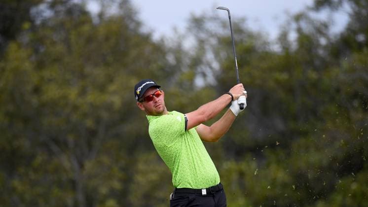 GOLF AUSTRALIAN PGA, Golf Herren Lucas Herbert plays a shot during round 3 of the 2023 Australian PGA Championship in Brisbane, Saturday, November 25, 2023. ( NO ARCHIVING, EDITORIAL USE ONLY, NO USE IN BOOKS WITHOUT CONSENT BRISBANE QUEENSLAND AUSTRALIA  Copyright: xJONOxSEARLEx 20231125001869450932