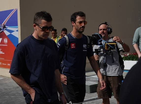 25.11.2023, Yas Marina Circuit, Abu Dhabi, Formula 1 Etihad Airways Abu Dhabi Grand Prix 2023 , im Bild Daniel Ricciardo (AUS), Scuderia AlphaTauri Abu Dhabi Yas Marina Circuit Vereinigten Arabischen Emirate