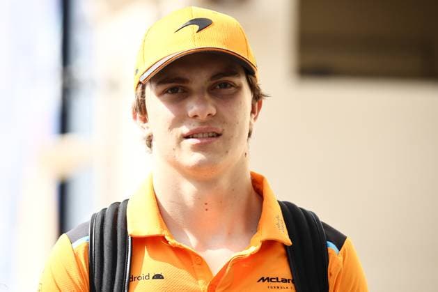 F1 Abu Dhabi Grand Prix 2023 Practice 3 Oscar Piastri of McLaren before third practice ahead of the Formula 1 Abu Dhabi Grand Prix at Yas Marina Circuit in Abu Dhabi, United Arab Emirates on November 25, 2023. Abu Dhabi United Arab Emirates  Copyright: xJakubxPorzyckix originalFilename:porzycki-f1abudha231125_np2iv.jpg