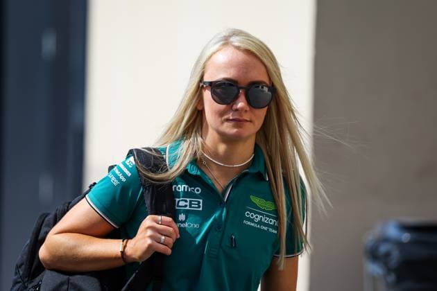 HAWKINS Jessica (gbr), Aston Martin F1 Team, portrait during the 2023 Formula 1 Etihad Airways Abu Dhabi Grand Prix, 22th round of the 2023 Formula One World Championship, WM, Weltmeisterschaft from November 24 to 26, 2023 on the Yas Marina Circuit, in Abu Dhabi - F1 - ABU DHABI GRAND PRIX 2023 DPPI Panoramic  00123047_G0OD1893