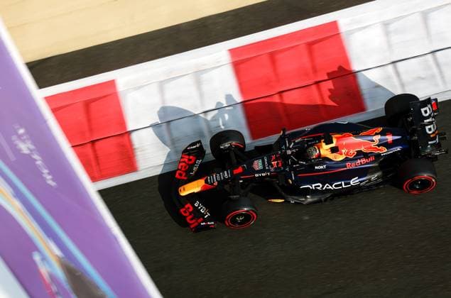 1 Max Verstappen (NLD, Oracle Red Bull Racing), F1 Grand Prix of Abu Dhabi at Yas Marina Circuit on November 25, 2023 in Abu Dhabi, United Arab Emirates. (Photo by HOCH ZWEI) Abu Dhabi United Arab Emirates