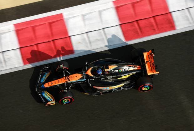 81 Oscar Piastri (AUS, McLaren F1 Team), F1 Grand Prix of Abu Dhabi at Yas Marina Circuit on November 25, 2023 in Abu Dhabi, United Arab Emirates. (Photo by HOCH ZWEI) Abu Dhabi United Arab Emirates