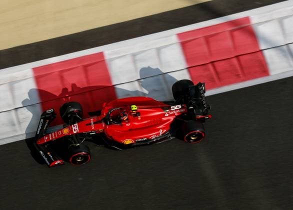 55 Carlos Sainz (ESP, Scuderia Ferrari), F1 Grand Prix of Abu Dhabi at Yas Marina Circuit on November 25, 2023 in Abu Dhabi, United Arab Emirates. (Photo by HOCH ZWEI) Abu Dhabi United Arab Emirates