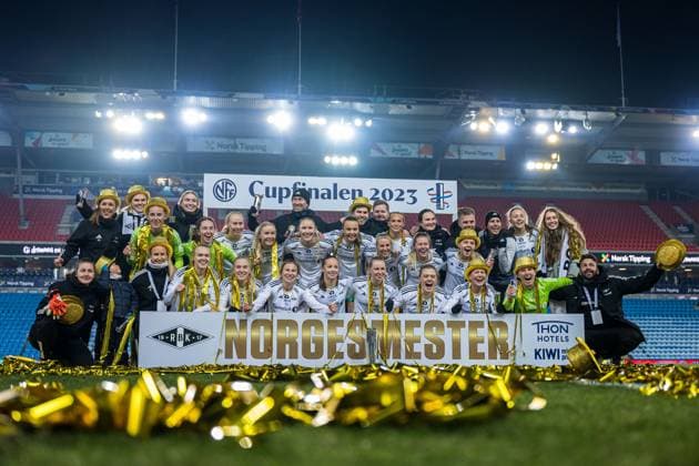 Sport Themen der Woche KW47 Sport Bilder des Tages 231125 Players of Rosenborg celebrates after winning the cup final between Rosenborg and Valerenga on November 25, 2023 in Oslo. Photo: Marius Simensen BILDBYRAN Cop 238 bbeng cup cupfinale dam football fotball fotboll jubel nm norgesmesterskapet rbk kvinner rosenborg vif valerenga *** 231125 Players of Rosenborg celebrates after winning the cup final between Rosenborg and Valerenga on November 25, 2023 in Oslo Photo Marius Simensen BILDBYRAN Cop 238 bbeng cup cupfinale dam football fotball fotboll fotboll jubel nm norgesmesterskapet rbk kvinner rosenborg vif valerenga  Copyright: MARIUSxSIMENSEN BB231125ZT039