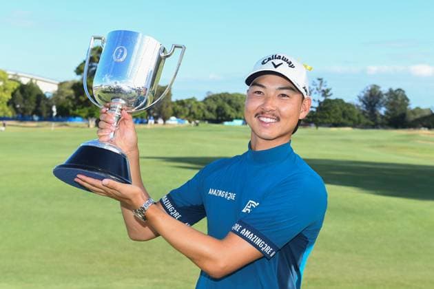 GOLF AUSTRALIAN PGA, Golf Herren Min Woo Lee celebrates winning the 2023 Australian PGA Championship in Brisbane, Sunday, November 26, 2023. ( NO ARCHIVING, EDITORIAL USE ONLY, NO USE IN BOOKS WITHOUT CONSENT BRISBANE QUEENSLAND AUSTRALIA  Copyright: xJONOxSEARLEx 20231126001870023540