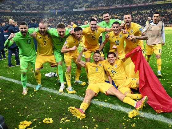 Romanian footballers HoraÈ iu Moldovan, Ianis Hagi, Olimpiu Morutan, Florin Nita, Radu Dragusin, Ionut Radu, Denis Alibec, Andrei Burca, Nicolae Stanciu and Vasile Mogos rejoice after qualifying from the 2024 European Championship qualifier between Romania and Switzerland, held at the Arena Nationala, Tuesday 21 November 2023 Bucharest Copyright: xRazvanxPasarica SPORTxPICTURESx