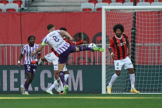 But refusÃ - Vincent Sierro (Toulouse FC) FOOTBALL : OGC Nice vs Toulouse FC - Ligue 1 Uber Eats - Nice - 26 11 2023 NorbertScanella Panoramic 