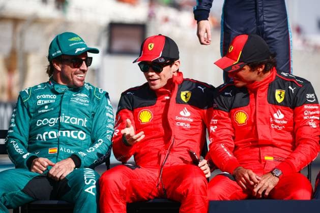 November 26, 2023, Abu Dhabi, United Arab Emirates: Fernando Alonso of Aston Martin, Charles Leclerc of Ferrari and Carlos Sainz of Ferrari are talking during drivers parade ahead of Formula 1 Abu Dhabi Grand Prix at Yas Marina Circuit on November 26, 2023 in Abu Dhabi, United Arab Emirates. Abu Dhabi United Arab Emirates - ZUMAz156 0368014041st Copyright: xBeataxZawrzelx