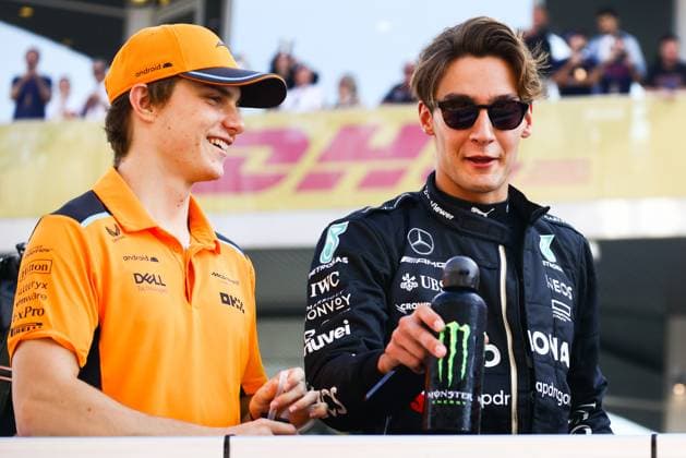 November 26, 2023, Abu Dhabi, United Arab Emirates: Oscar Piastri of McLaren and George Russell of Mercedes during drivers parade ahead of Formula 1 Abu Dhabi Grand Prix at Yas Marina Circuit on November 26, 2023 in Abu Dhabi, United Arab Emirates. Abu Dhabi United Arab Emirates - ZUMAz156 0368014047st Copyright: xBeataxZawrzelx
