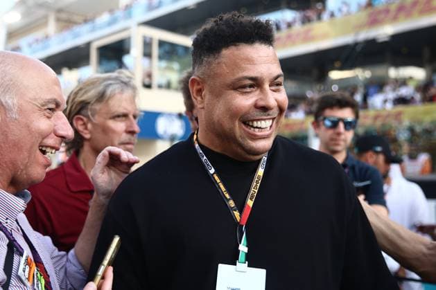 F1 Abu Dhabi Grand Prix 2023 Ronaldo ahead of the Formula 1 Abu Dhabi Grand Prix at Yas Marina Circuit in Abu Dhabi, United Arab Emirates on November 26, 2023. Abu Dhabi United Arab Emirates  Copyright: xJakubxPorzyckix originalFilename:porzycki-f1abudha231126_npGhe.jpg