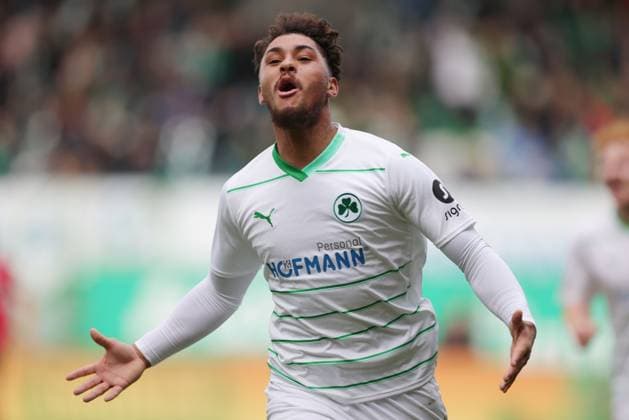 Armindo Sieb, SGF, nach dem 1:0 im Hinrundenspiel der Saison 2023 2024 zwischen SpVgg Greuther Fürth und dem SV Wehen Wiesbaden (2:0) in Fürth; 26 11 2023 -