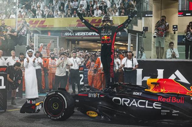 1 Max Verstappen (NLD, Oracle Red Bull Racing), F1 Grand Prix of Abu Dhabi at Yas Marina Circuit on November 26, 2023 in Abu Dhabi, United Arab Emirates. (Photo by HOCH ZWEI) Abu Dhabi United Arab Emirates