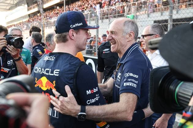 1 Max Verstappen (NLD, Oracle Red Bull Racing), Franz Tost (AUT, Scuderia AlphaTauri), F1 Grand Prix of Abu Dhabi at Yas Marina Circuit on November 26, 2023 in Abu Dhabi, United Arab Emirates. (Photo by HOCH ZWEI) Abu Dhabi United Arab Emirates