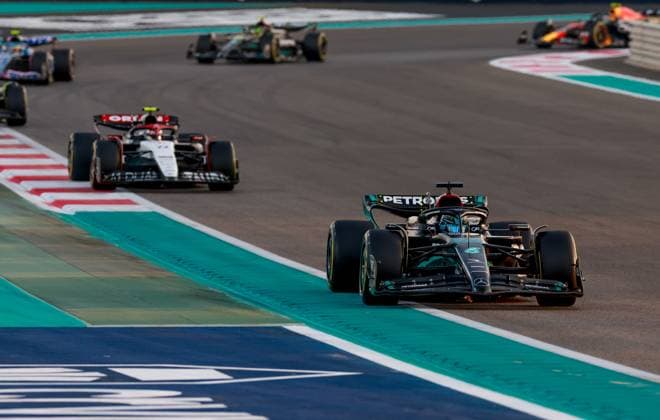 63 George Russell (GBR, Mercedes-AMG Petronas F1 Team), F1 Grand Prix of Abu Dhabi at Yas Marina Circuit on November 26, 2023 in Abu Dhabi, United Arab Emirates. (Photo by HOCH ZWEI) Abu Dhabi United Arab Emirates