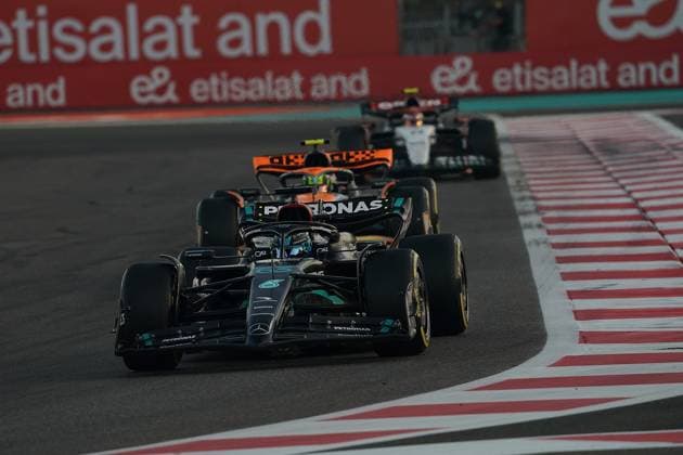 Formula 1 Etihad Airways Abu Dhabi Grand Prix 2023 26.11.2023, Yas Marina Circuit, Abu Dhabi, Formula 1 Etihad Airways Abu Dhabi Grand Prix 2023 , im Bild George Russell (GBR), Mercedes-AMG Petronas F1 Team