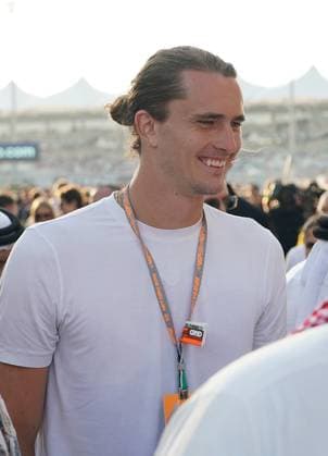 Formula 1 Etihad Airways Abu Dhabi Grand Prix 2023 26.11.2023, Yas Marina Circuit, Abu Dhabi, Formula 1 Etihad Airways Abu Dhabi Grand Prix 2023 , im Bild Der deutsche Tennisspieler Alexander Sascha Zverev