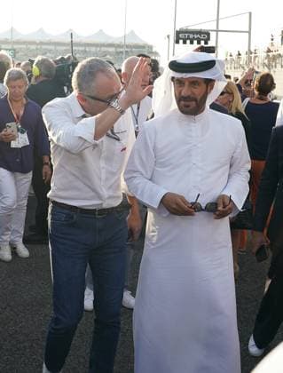 Formula 1 Etihad Airways Abu Dhabi Grand Prix 2023 26.11.2023, Yas Marina Circuit, Abu Dhabi, Formula 1 Etihad Airways Abu Dhabi Grand Prix 2023 , im Bild Foemel 1 Chef Stefano Domenicali mit FIA Präsident Mohammed bin Sulayem