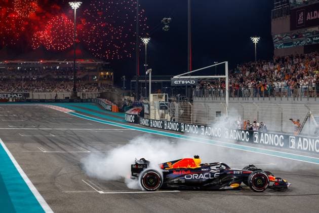 1 Max Verstappen (NLD, Oracle Red Bull Racing), F1 Grand Prix of Abu Dhabi at Yas Marina Circuit on November 26, 2023 in Abu Dhabi, United Arab Emirates. (Photo by HOCH ZWEI) Abu Dhabi United Arab Emirates