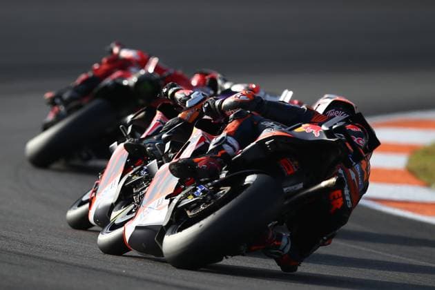 Sport Themen der Woche KW47 Sport Bilder des Tages Spain, Valencia, 26.11.2023, Circuit Ricardo Torno, MotoGP of Valencia - Race, Jack Miller (Red Bull KTM Factory Racing) in action on track Valencia Circuit Ricardo Torno Valencia Spain *** Spain, Valencia, 26 11 2023, Circuit Ricardo Torno, MotoGP of Valencia Race, Jack Miller Red Bull KTM Factory Racing in action on track Valencia Circuit Ricardo Torno Valencia Spain  eu-images-645