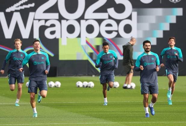 Sport Themen der Woche KW48 Sport Bilder des Tages FC Barcelona, Barca Training Before The Champions League Match Against FC Porto Ilkay Gundogan and Robert Lewandowski are training before the UEFA Champions League match against FC Porto in Barcelona, Spain, on November 27, 2023. Barcelona Barcelona Spain  Copyright: xUrbanandsportx originalFilename:urbanandsport-fcbarcel231127_npsEG.jpg