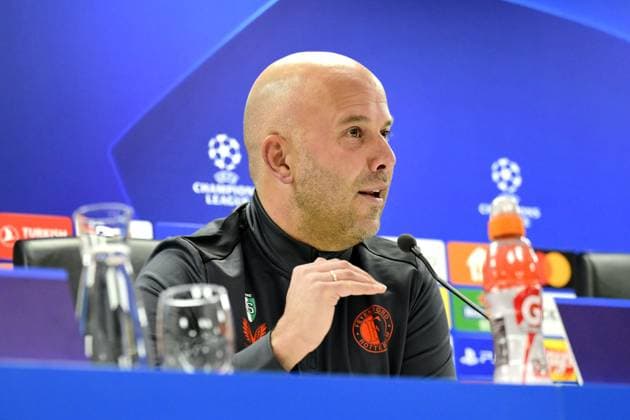 ROTTERDAM - Coach Arne Slot of Feyenoord during the MD-1 press conference, PK, Pressekonferenz prior to the UEFA Champions League match against Atletico Madrid at Feyenoord Stadium de Kuip on November 27, 2023 in Rotterdam, the Netherlands. ANP OLAF KRAAK UEFA Champions League 2023 24 2023 2024 xVIxANPxSportx xxANPxIVx 484875899 originalFilename: 484875899.jpg