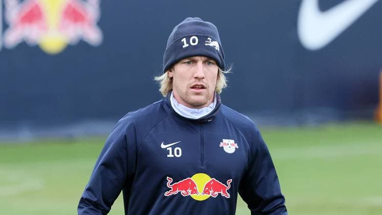 RB Leipzig Training Champions League Leipzig, 27.11.2023, RB Trainingszentrum, UEFA Champions League , RB Leipzig - Abschlusstraining am Vortag von Manchester City vs. RBL , Im Bild: Emil Forsberg (10, RB Leipzig) ,