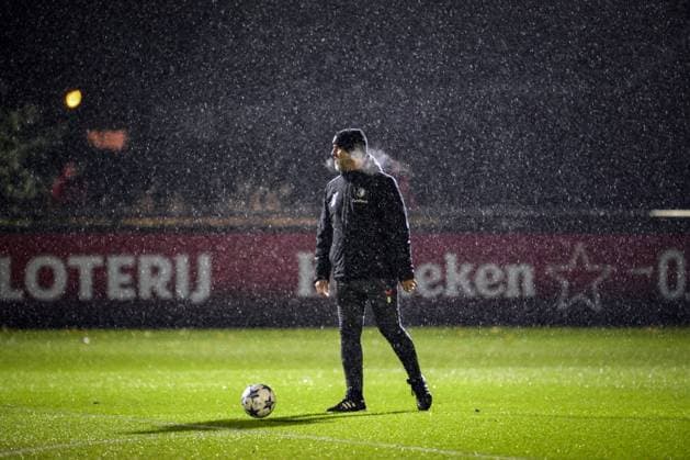 ROTTERDAM - Feyenoord assistant trainer John de Wolf during the MD-1 training session prior to the UEFA Champions League match against Atletico Madrid at training complex 1908 on November 27, 2023 in Rotterdam, the Netherlands. ANP OLAF KRAAK UEFA Champions League 2023 24 2023 2024 xVIxANPxSportx xxANPxIVx 484884979 originalFilename: 484884979.jpg