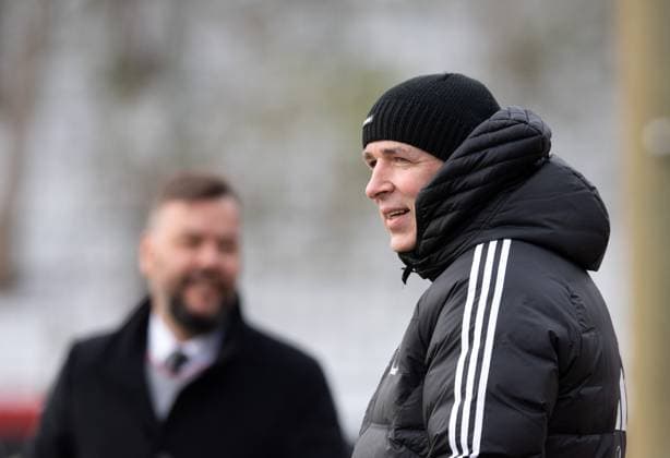 Fussball, Herren, Saison 2023 2024, Champions League, Training des 1. FC Union Berlin am Stadion An der Alten Försterei am Tag vor dem Spiel gegen den SC Braga, Präsident Dirk Zingler (1. FC Union Berlin), 28.11. 2023, Copyright: xSebastianxRäppold MatthiasxKochx
